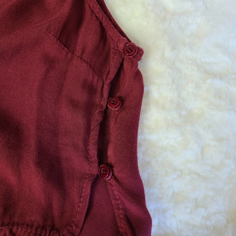 BRANDY MELVILLE | BURGUNDY CROP TANK | SIZE ONE-SIZE - Picture 10 of 12